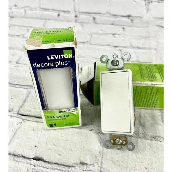 2 PACK Leviton Decora Plus Rocker White Light Switch NEW - Picture 3 of 6